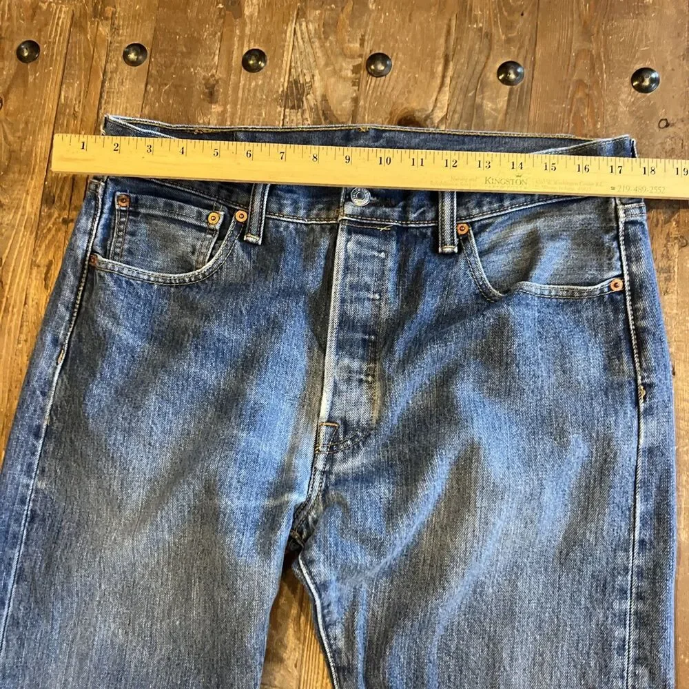 Levi's 501 Straight Blue Denim Jeans Button Fly 5-Pocket Men's Size W34 L30
